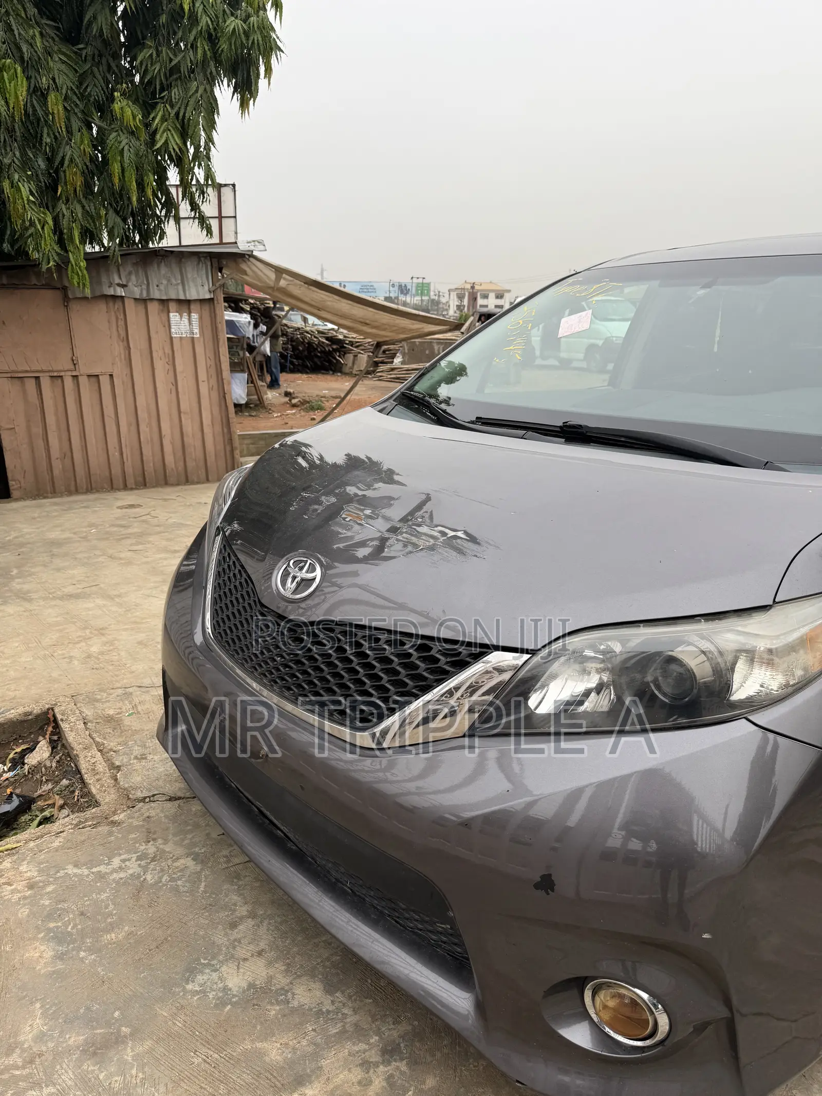 Toyota Sienna LE 7 Passenger 2012 Gray