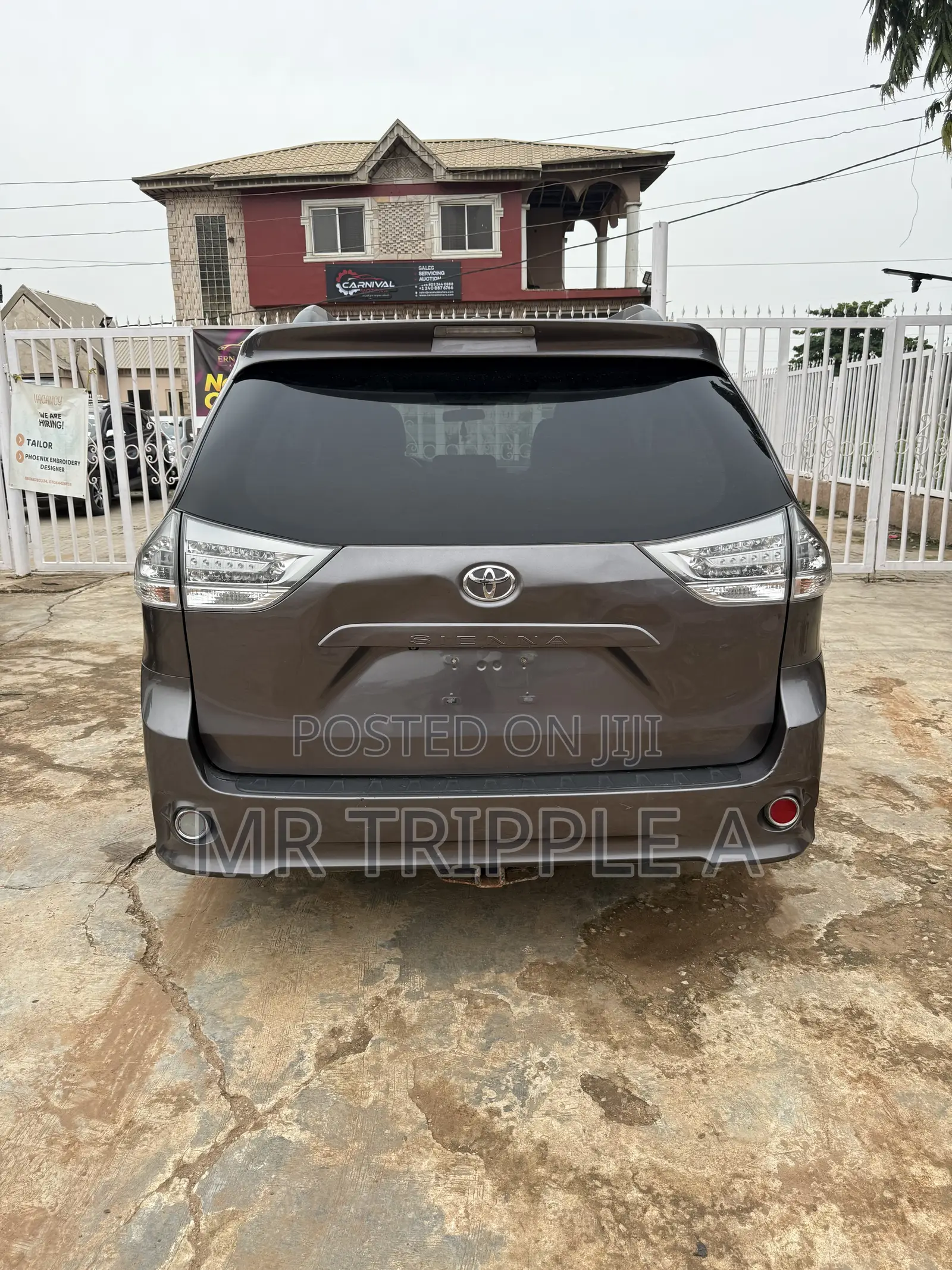 Toyota Sienna LE 7 Passenger 2012 Gray