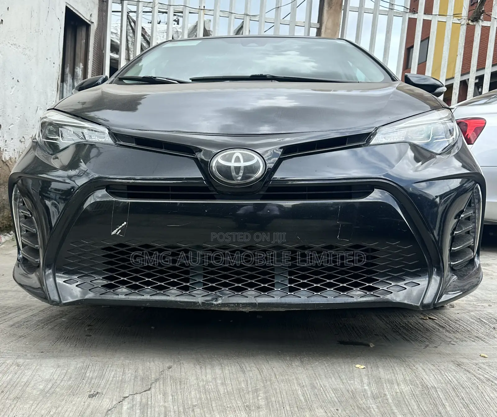 Toyota Corolla SE 4dr Sedan (1.8L 4cyl CVT) 2017 Black