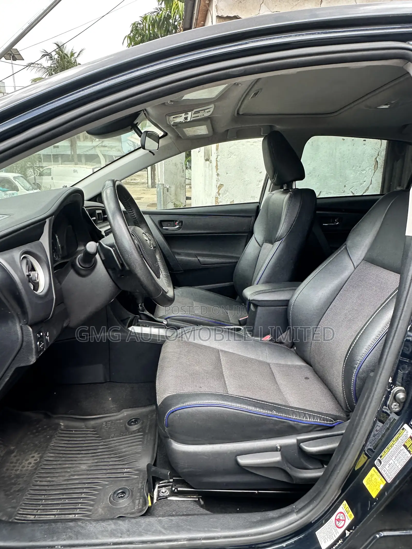 Toyota Corolla SE 4dr Sedan (1.8L 4cyl CVT) 2017 Black