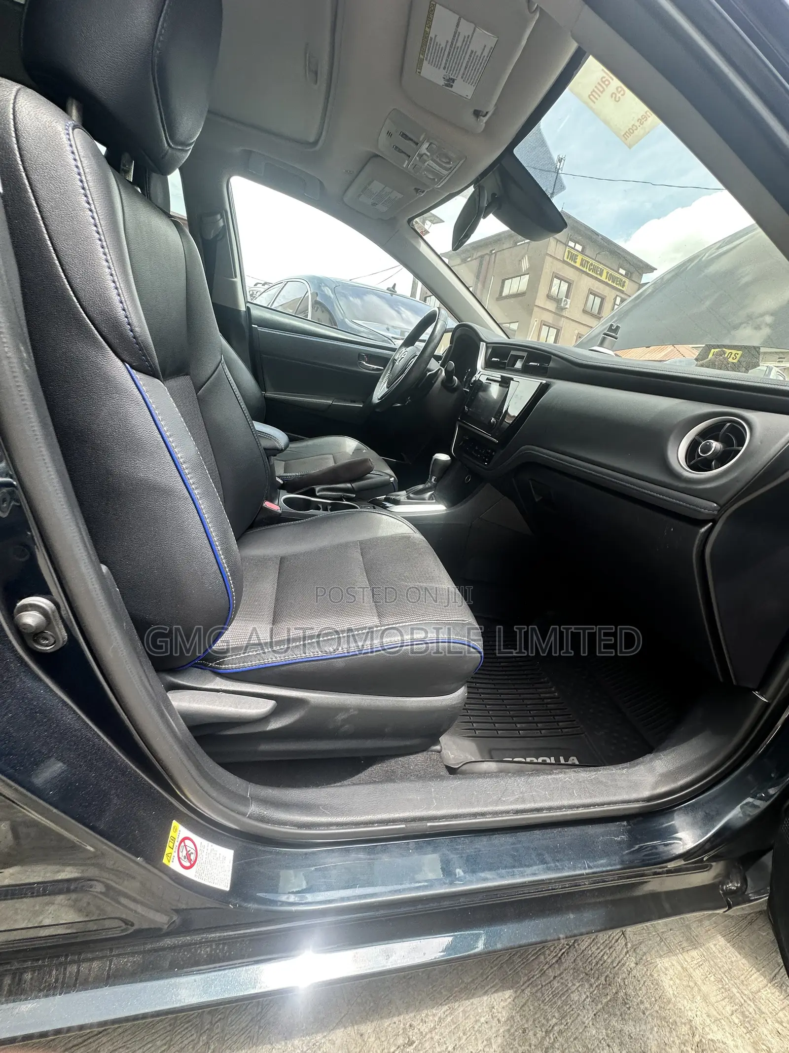 Toyota Corolla SE 4dr Sedan (1.8L 4cyl CVT) 2017 Black