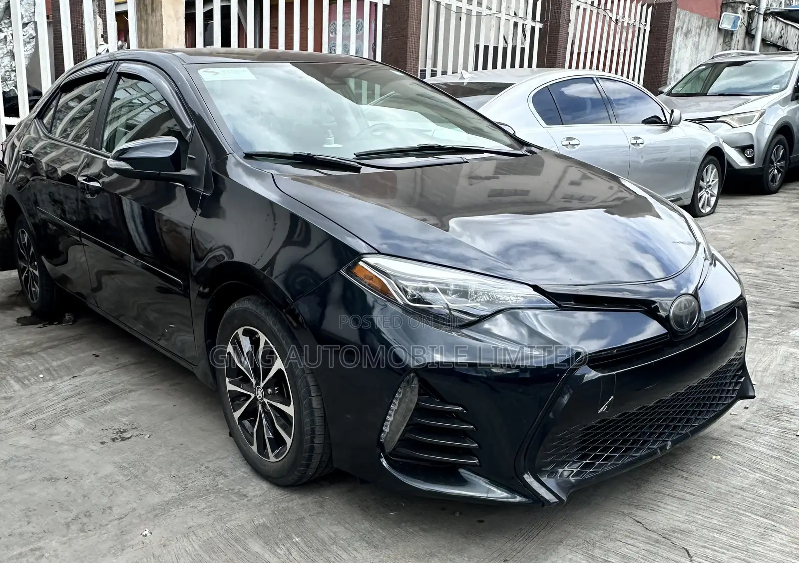 Toyota Corolla SE 4dr Sedan (1.8L 4cyl CVT) 2017 Black