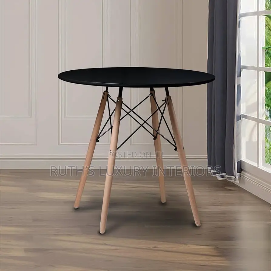 High Quality Round Dining Table With Wooden Leg