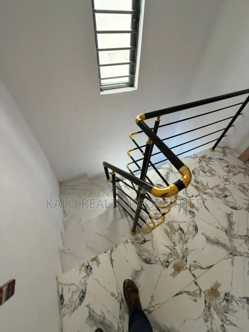 4bdrm Duplex in Ologolo for rent