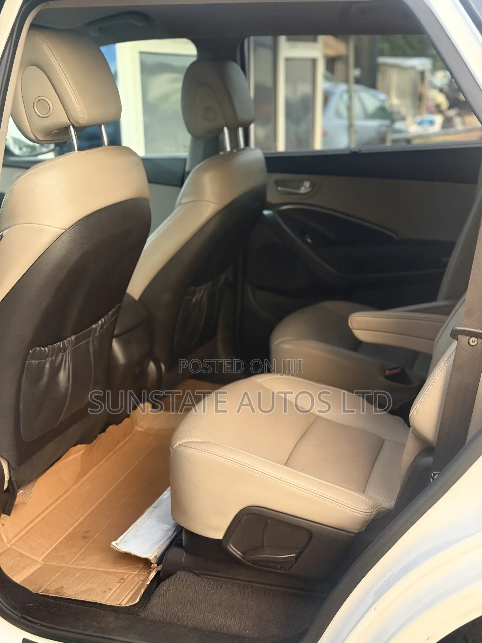 Hyundai Santa Fe 2015 White