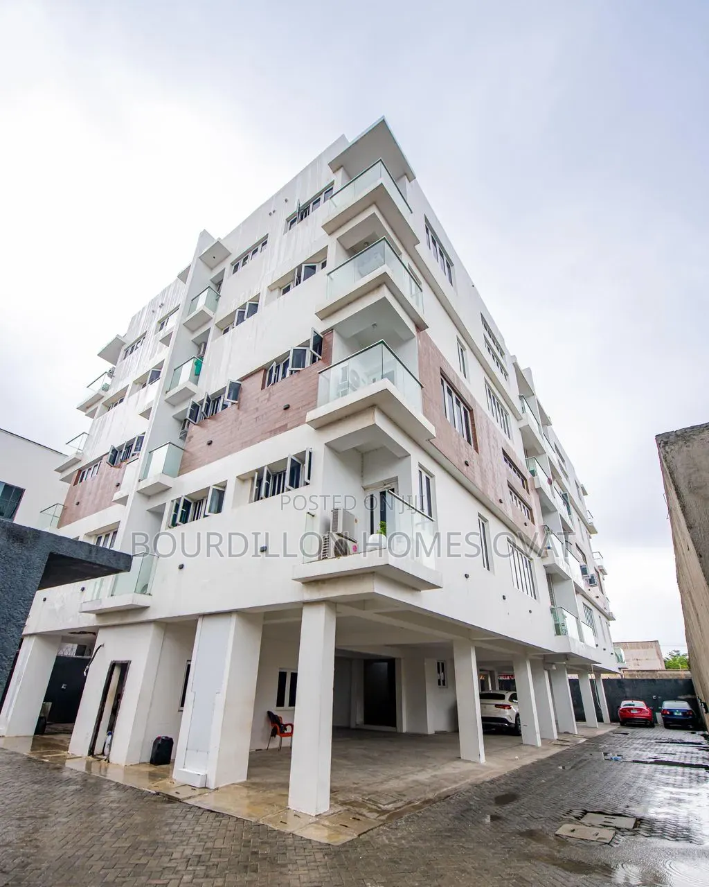 2bdrm Apartment in Ikate Lekki Lagos for sale