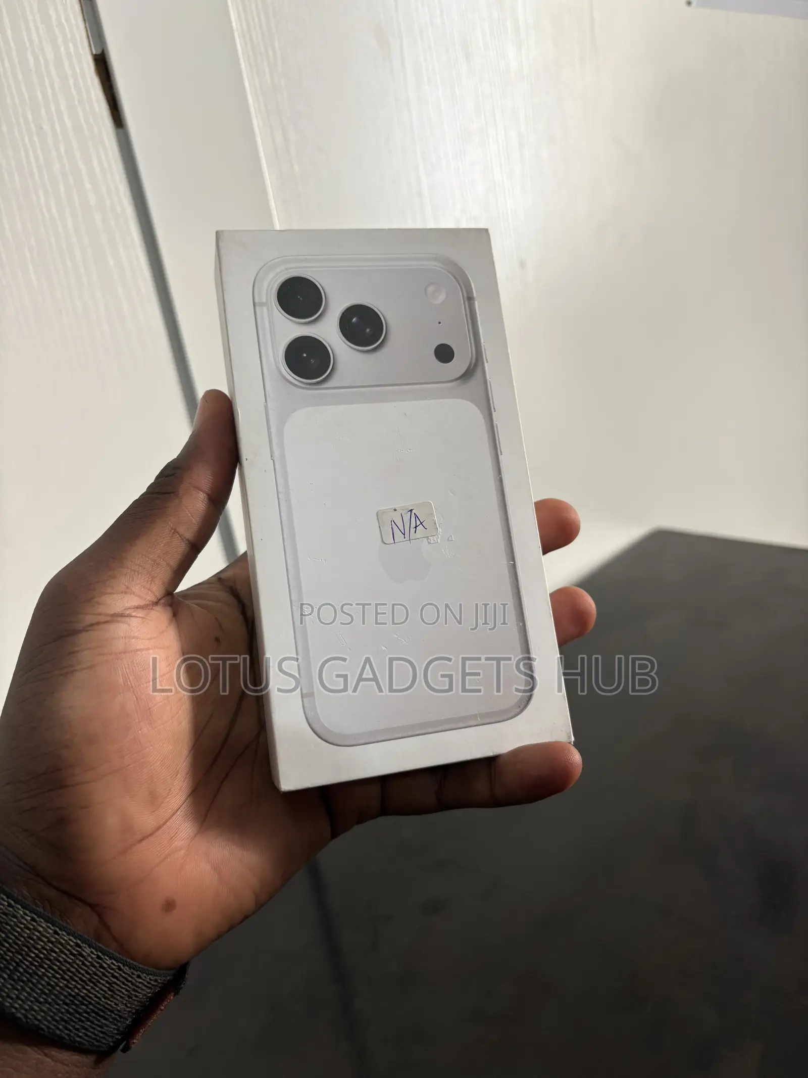 New Apple iPhone 17 Pro 256 GB Silver
