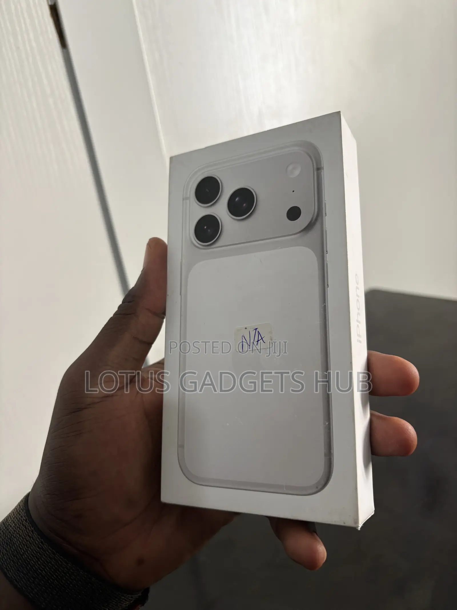 New Apple iPhone 17 Pro 256 GB Silver