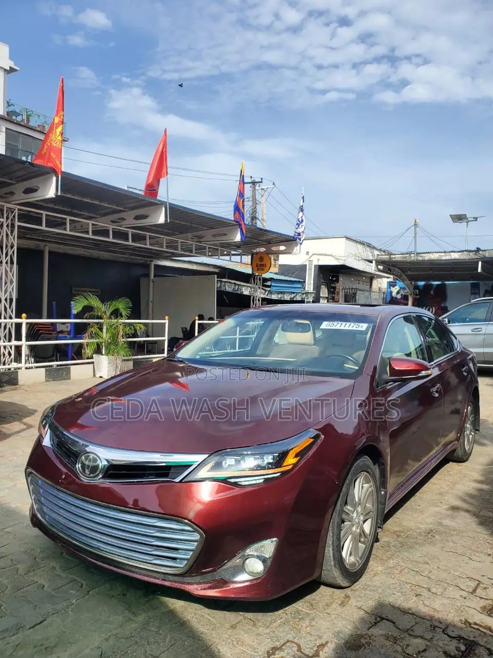 Toyota Avalon Limited 4dr Sedan (3.5L 6cyl 6A) 2014 Red