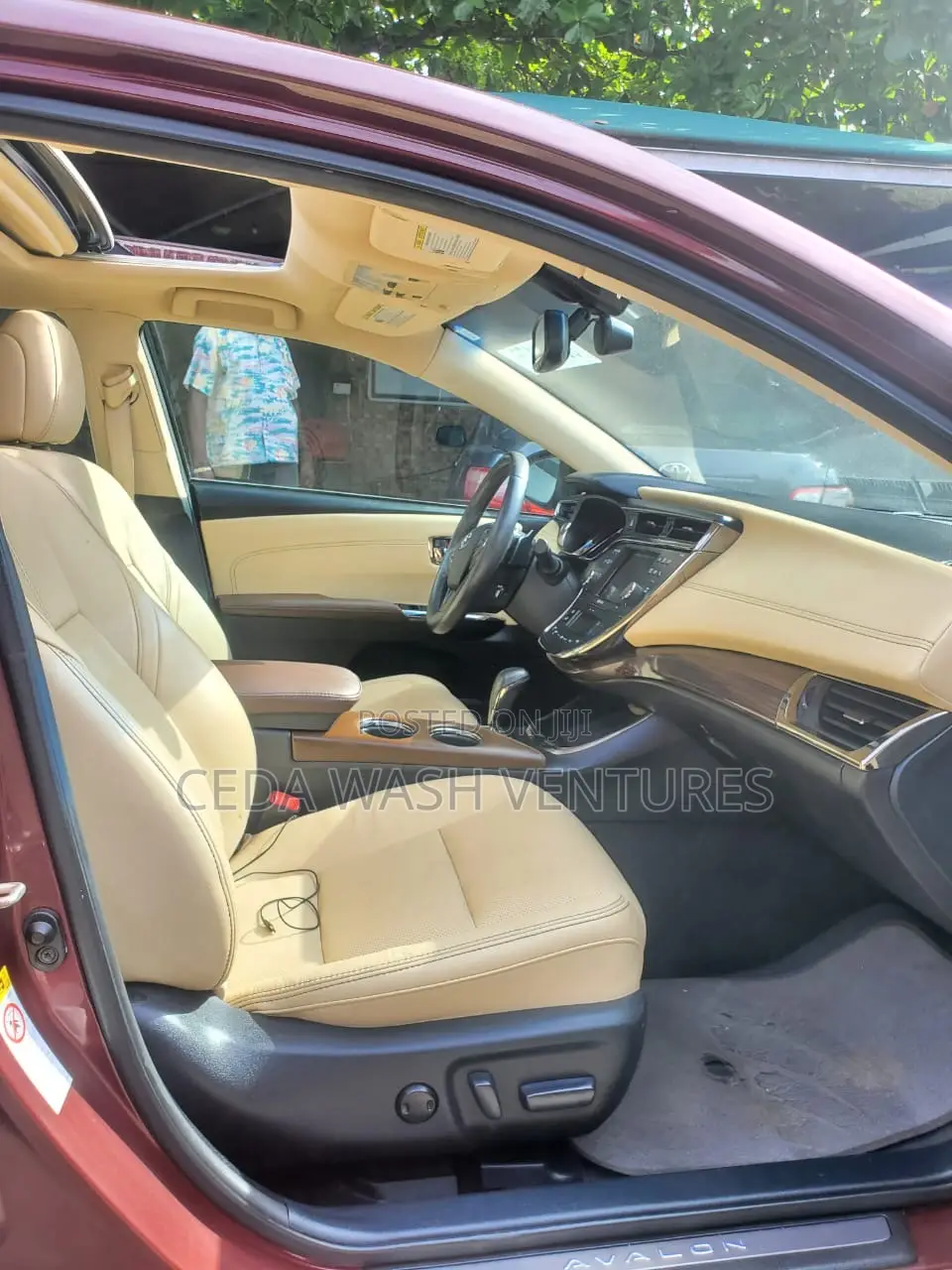 Toyota Avalon Limited 4dr Sedan (3.5L 6cyl 6A) 2014 Red