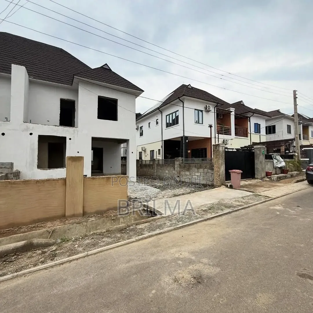 3bdrm Duplex in Kubwa for sale