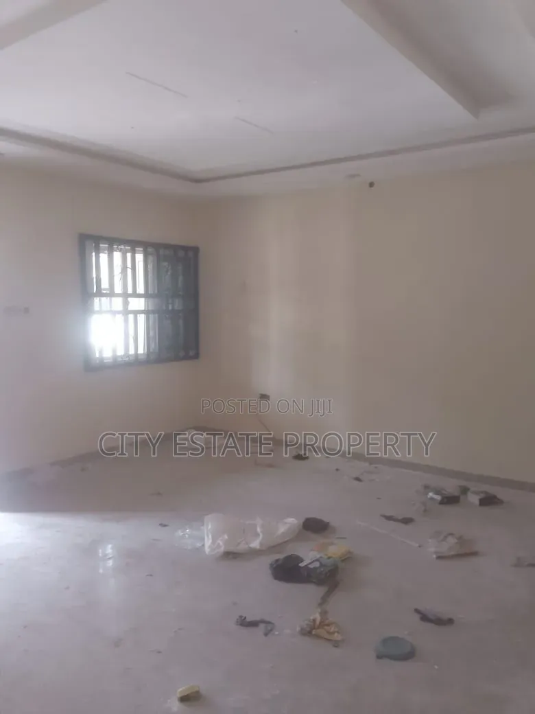 2bdrm Block of Flats in Redeem Estate, Rukpokwu for rent