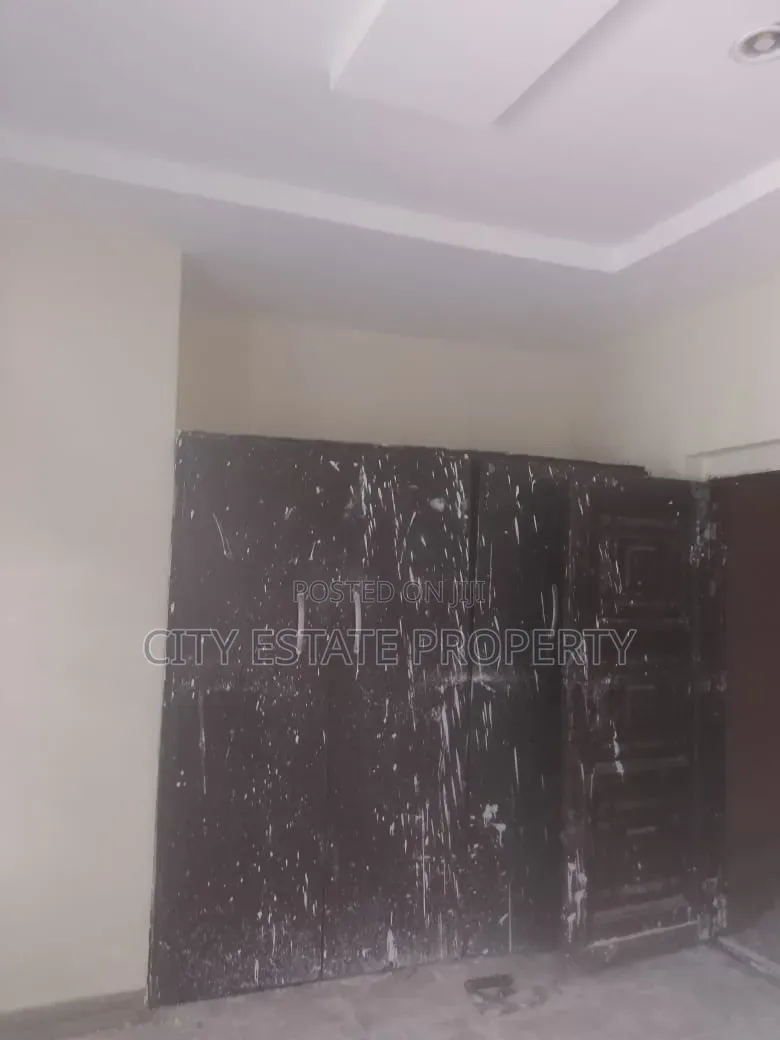 2bdrm Block of Flats in Redeem Estate, Rukpokwu for rent