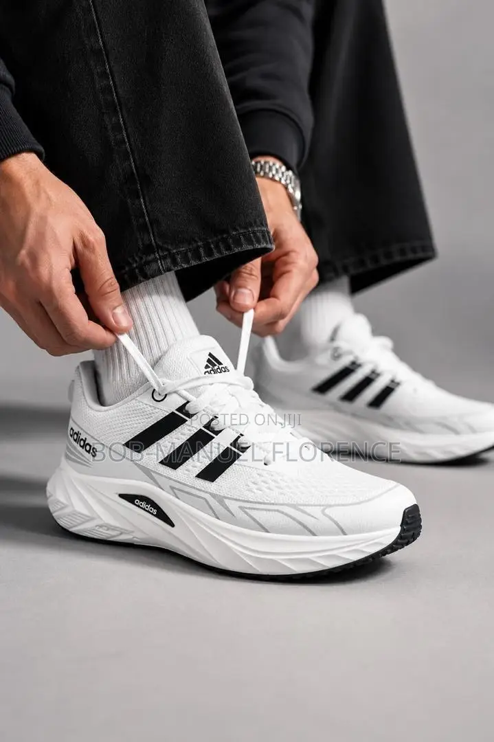 Adidas Response 2 Running Shoe.
