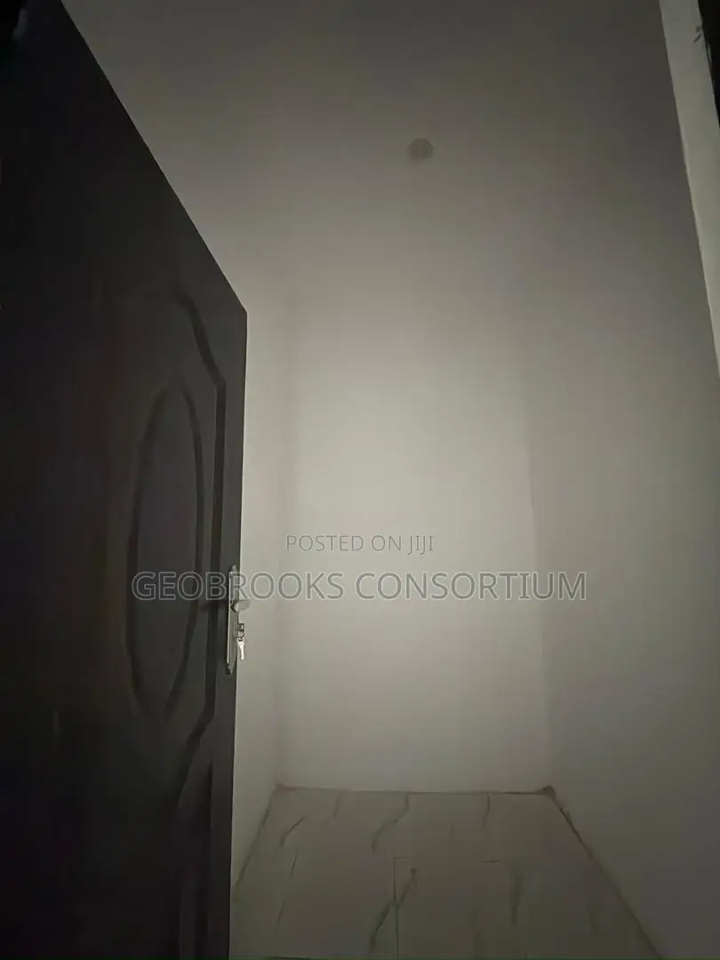 Commercial 3-Bedroom Office Spaces to Let – Akala Express, Ibadan