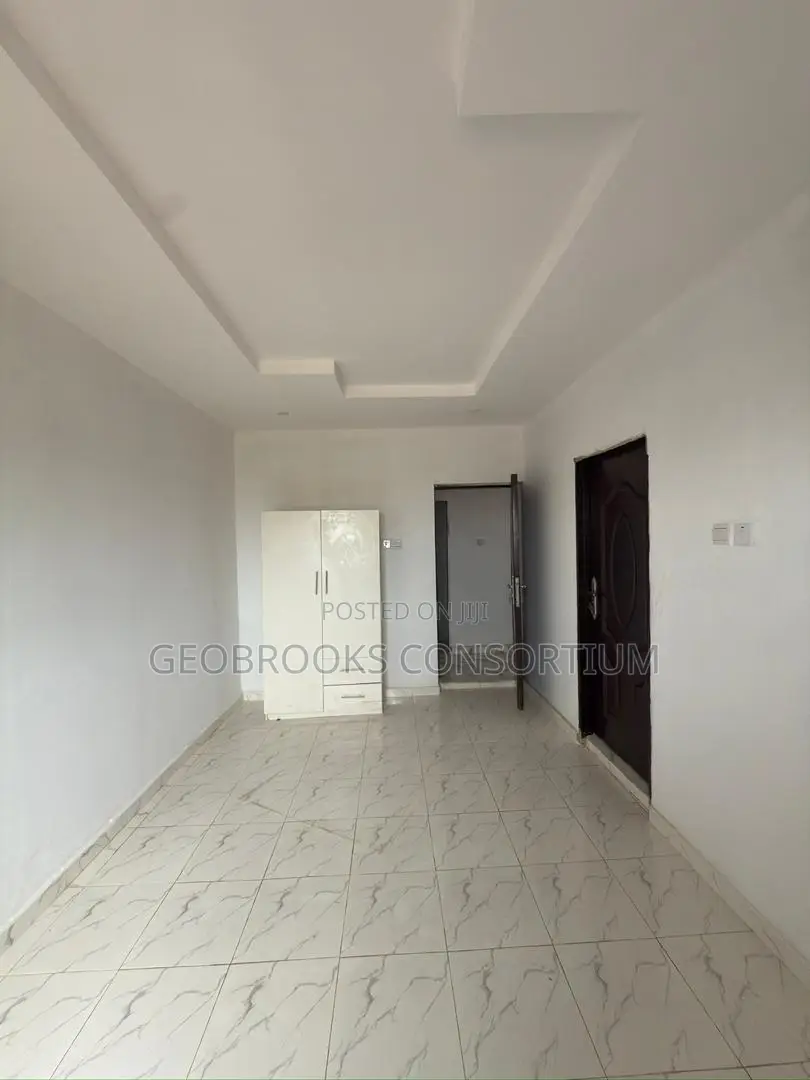 Commercial 3-Bedroom Office Spaces to Let – Akala Express, Ibadan