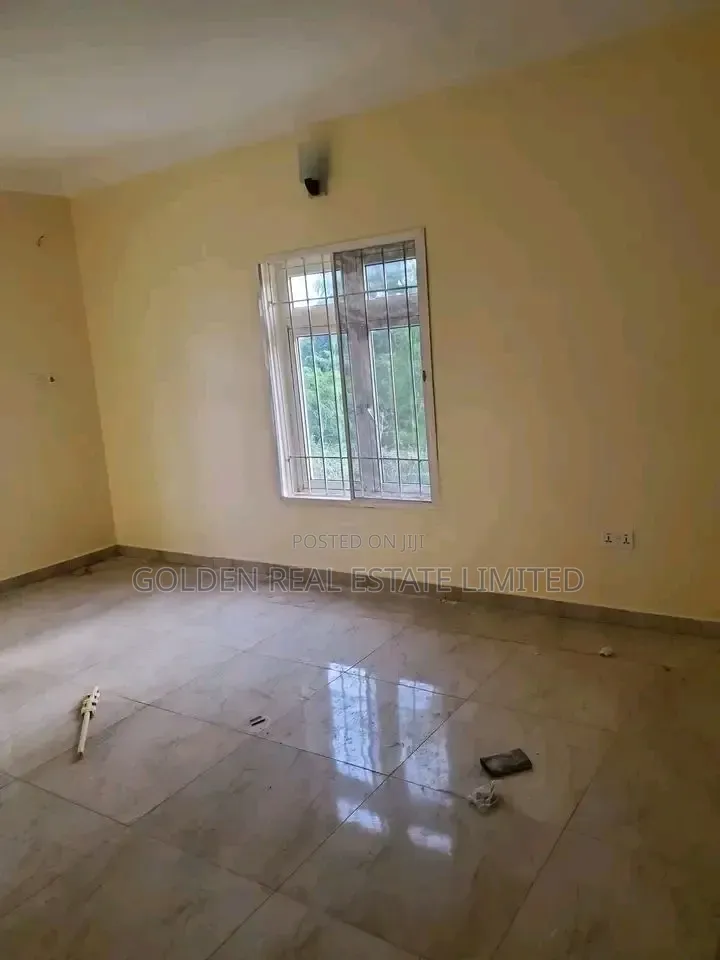 5bdrm Duplex in Asokoro for sale