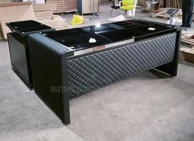 Black Executive Tempered Glass Office Table
