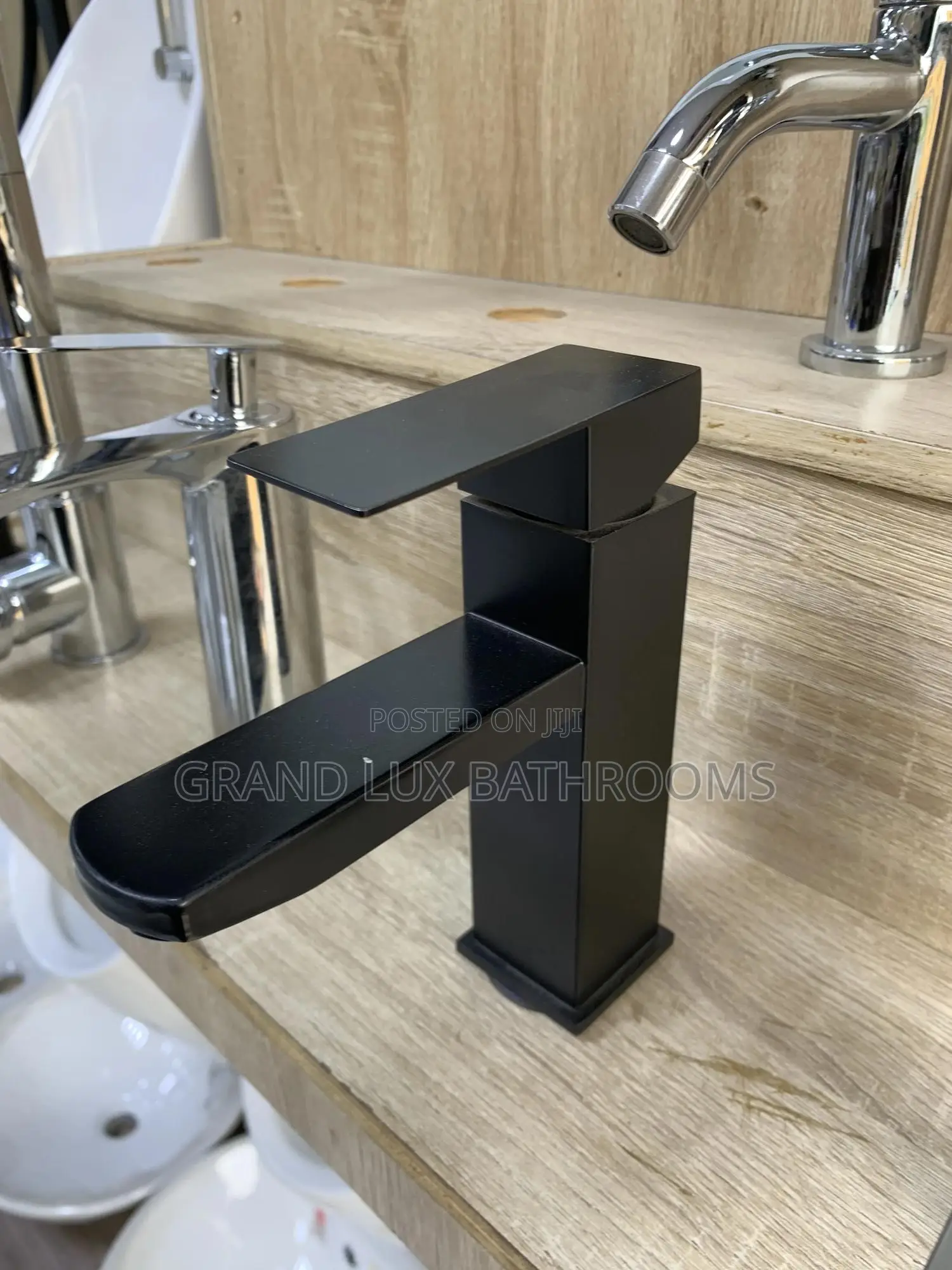 Matte Black Modern Square Single Lever Faucet