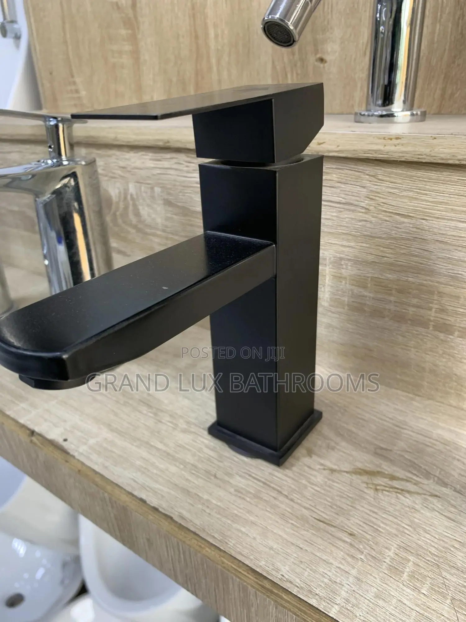 Matte Black Modern Square Single Lever Faucet