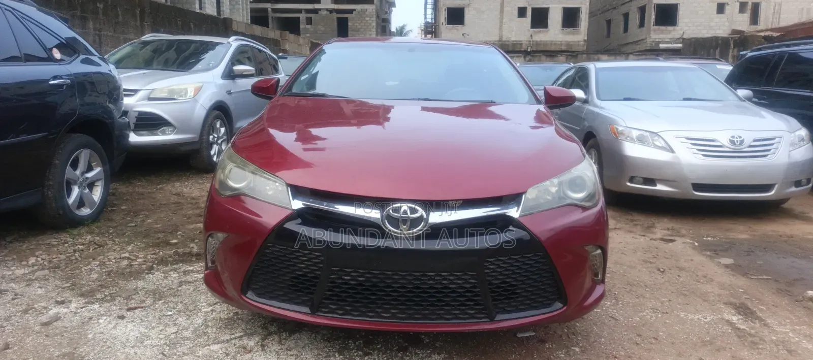 Toyota Camry LE 4dr Sedan (2.5L 4cyl 6A) 2017 Red