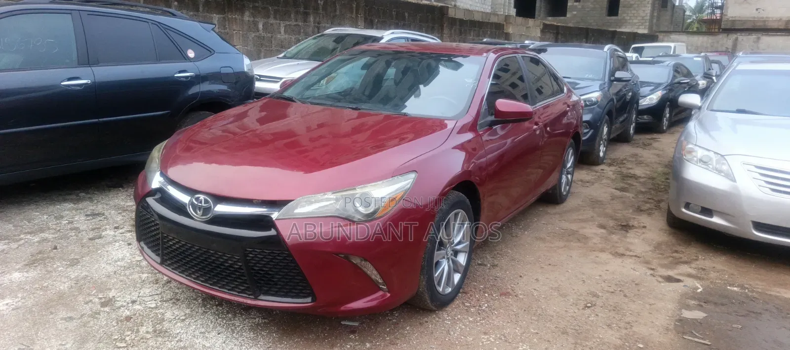 Toyota Camry LE 4dr Sedan (2.5L 4cyl 6A) 2017 Red