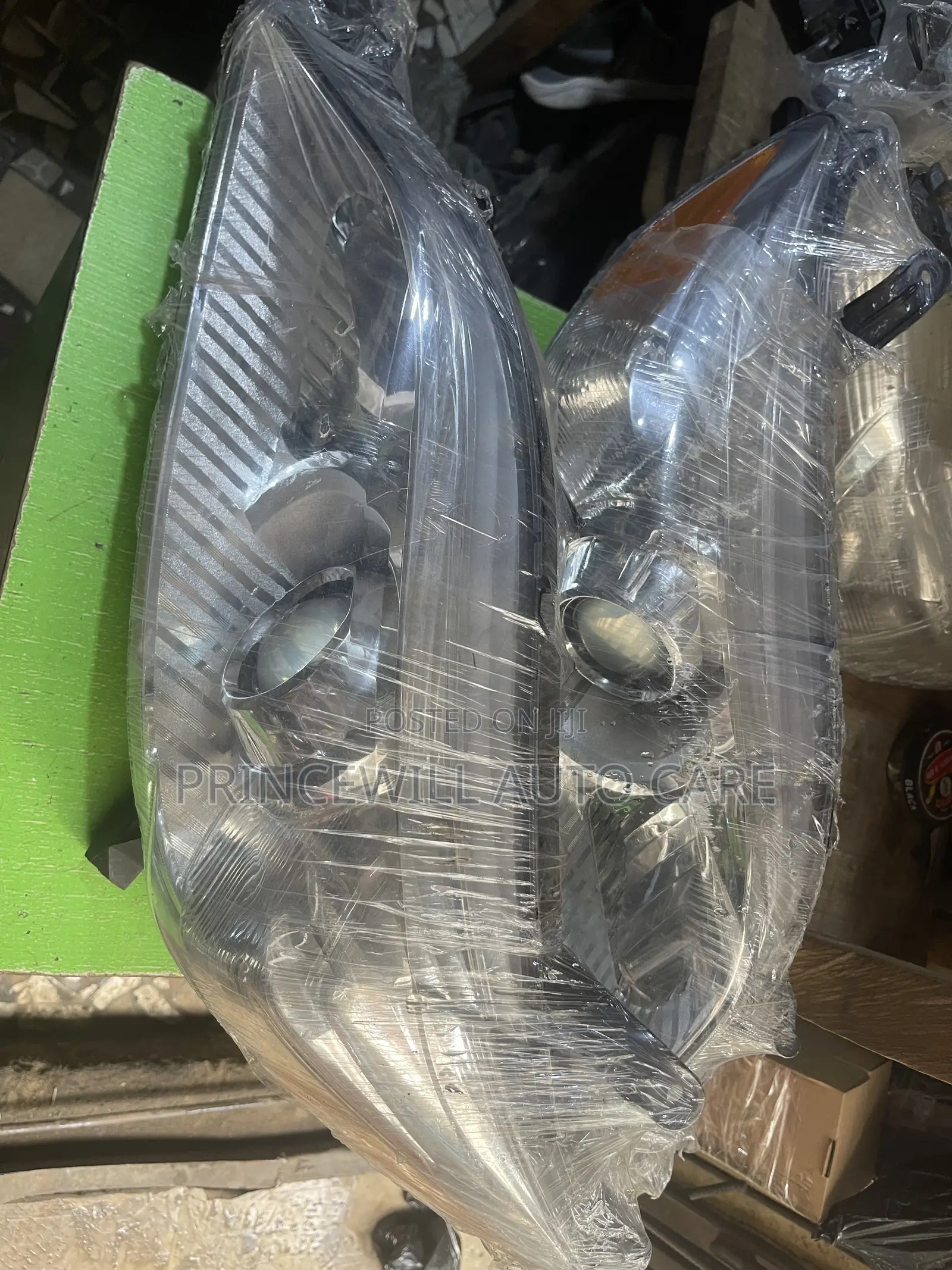 Headlamp Sienna 2012
