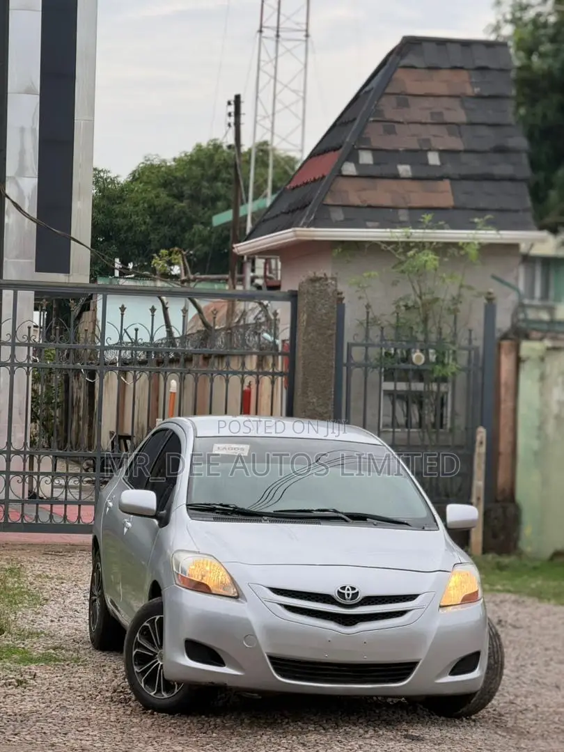 Toyota Yaris 2007 Silver