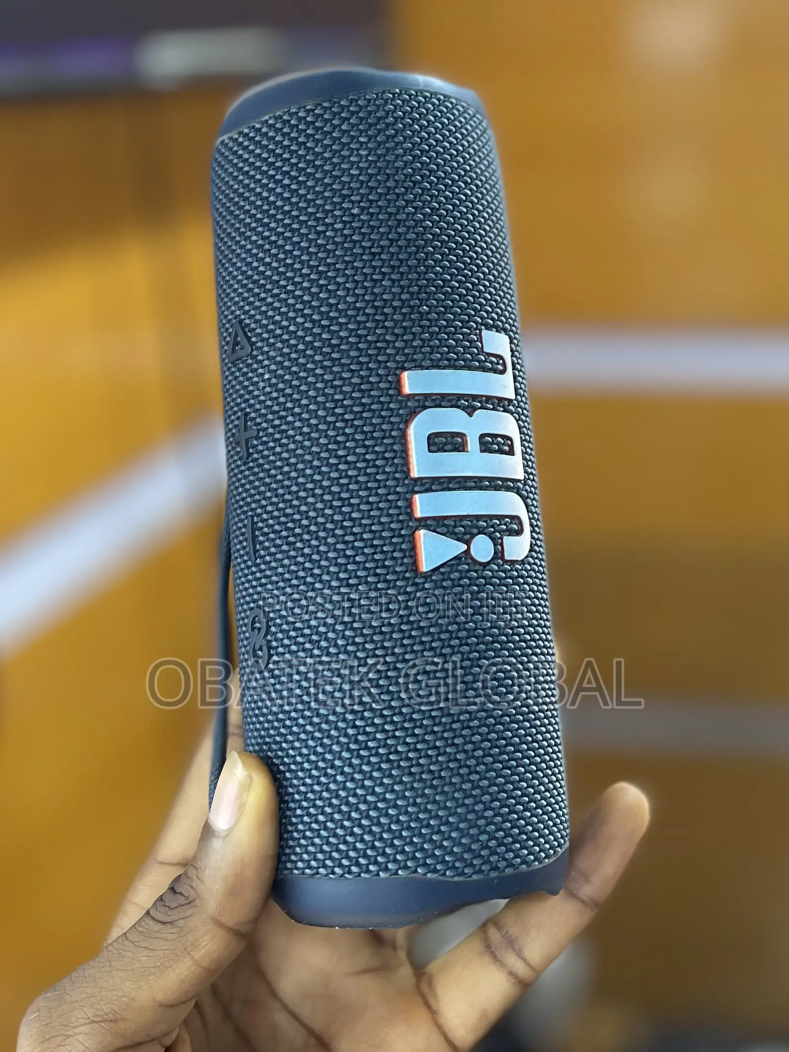 Flip 6 JBL Speaker