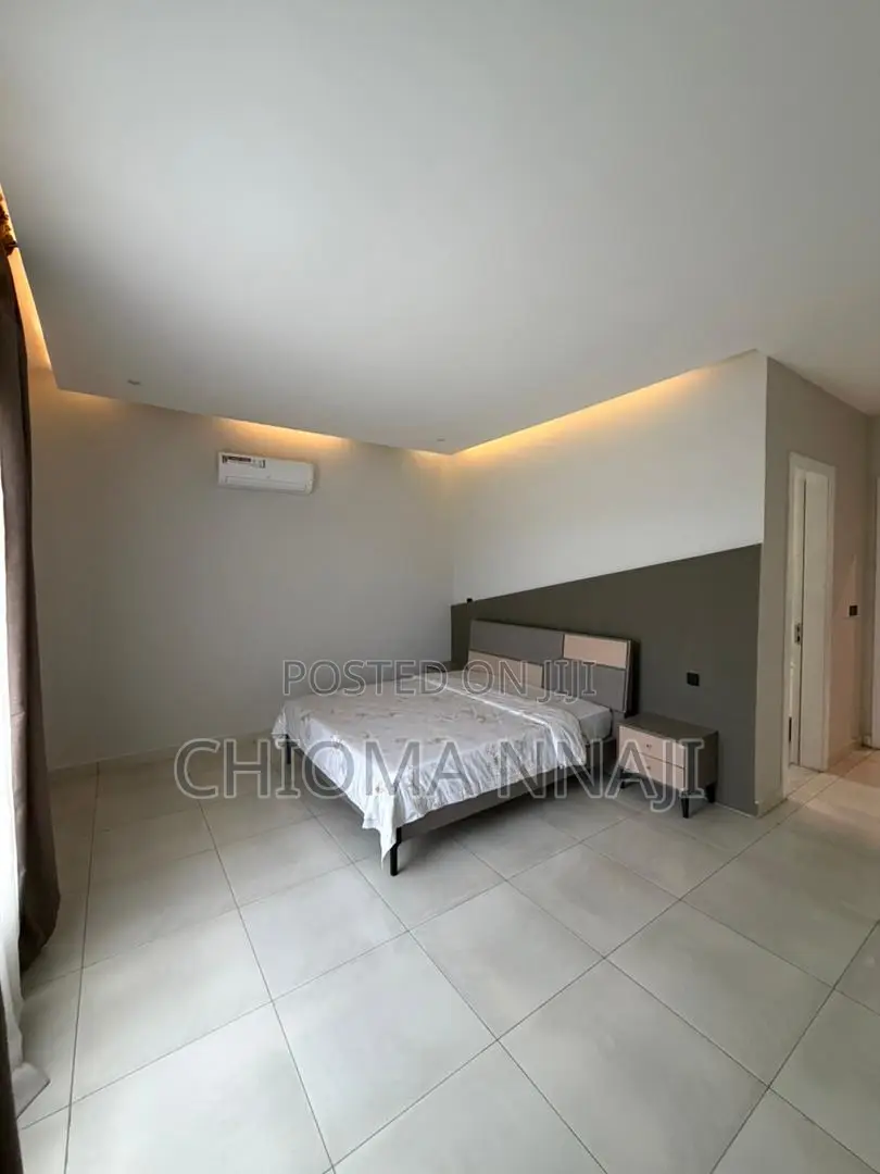 5bdrm Duplex in Lekki Phase 1 for sale