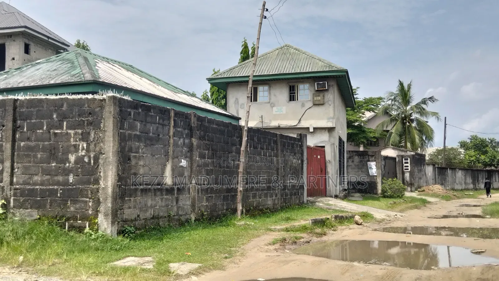 6bdrm Block of Flats in Elelenwo Port for sale