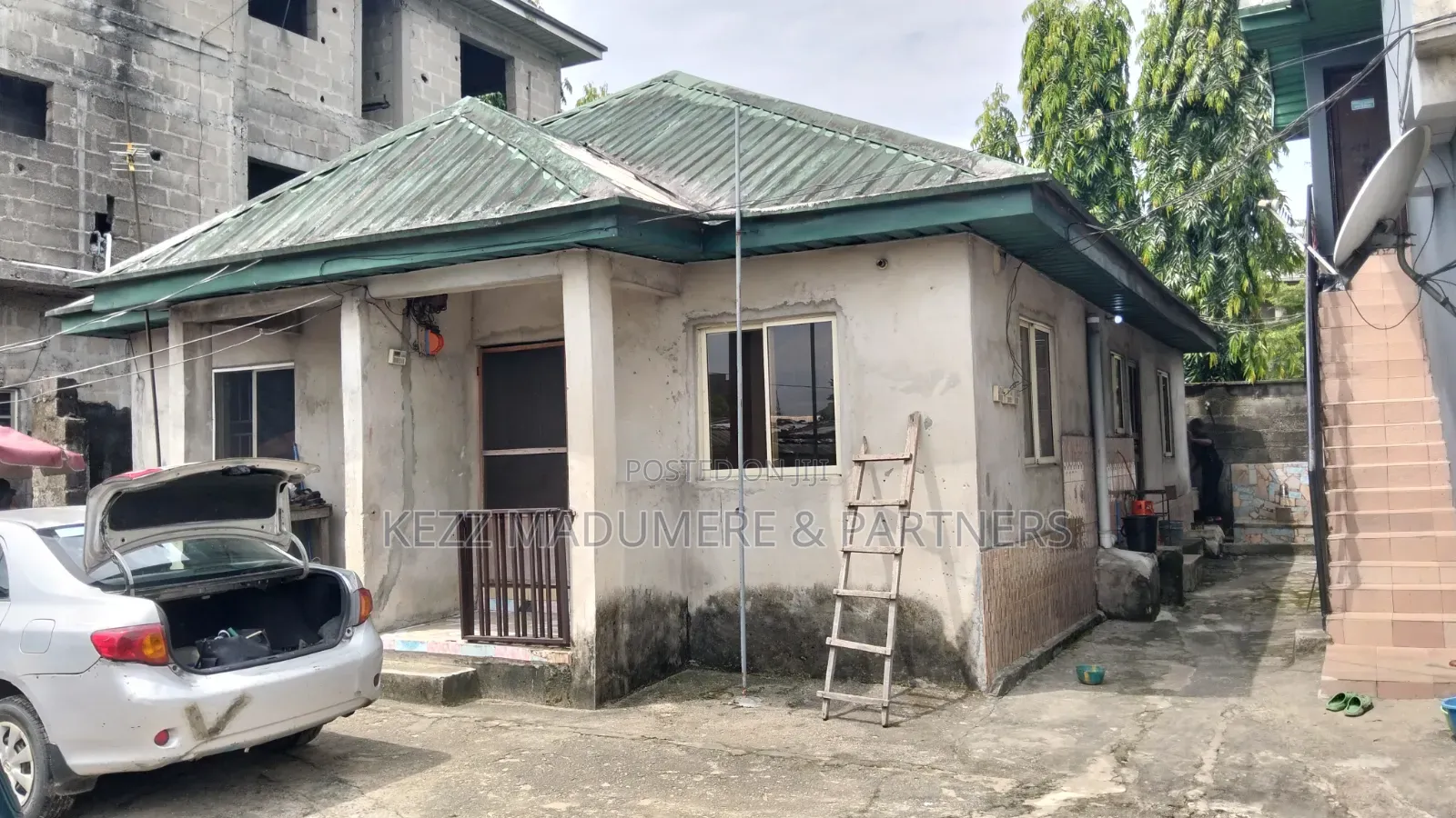 6bdrm Block of Flats in Elelenwo Port for sale