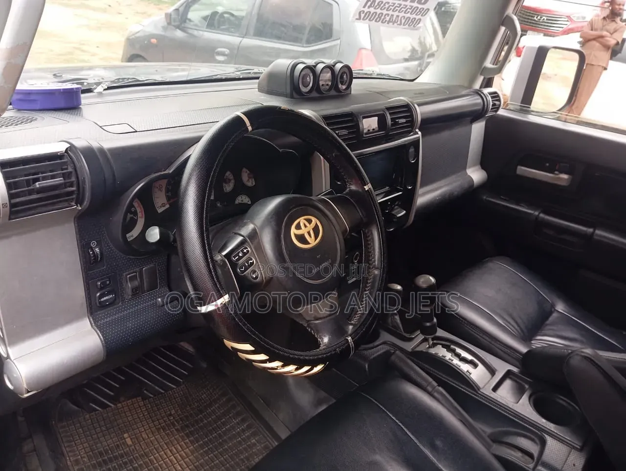 Toyota FJ Cruiser 2008 Black