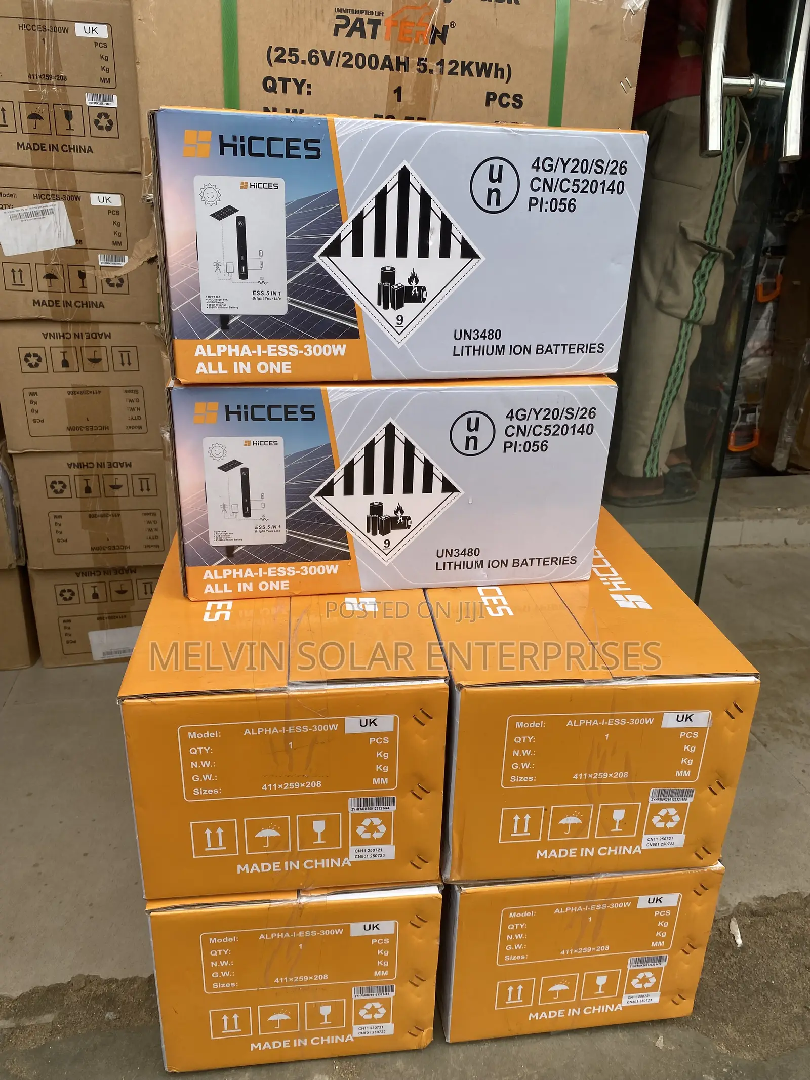 1kwh 300watts Output Hicess Solar Generator Available in Store Now