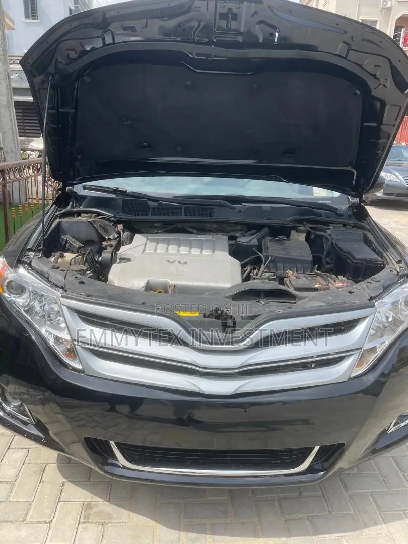 Toyota Venza 2010 Black