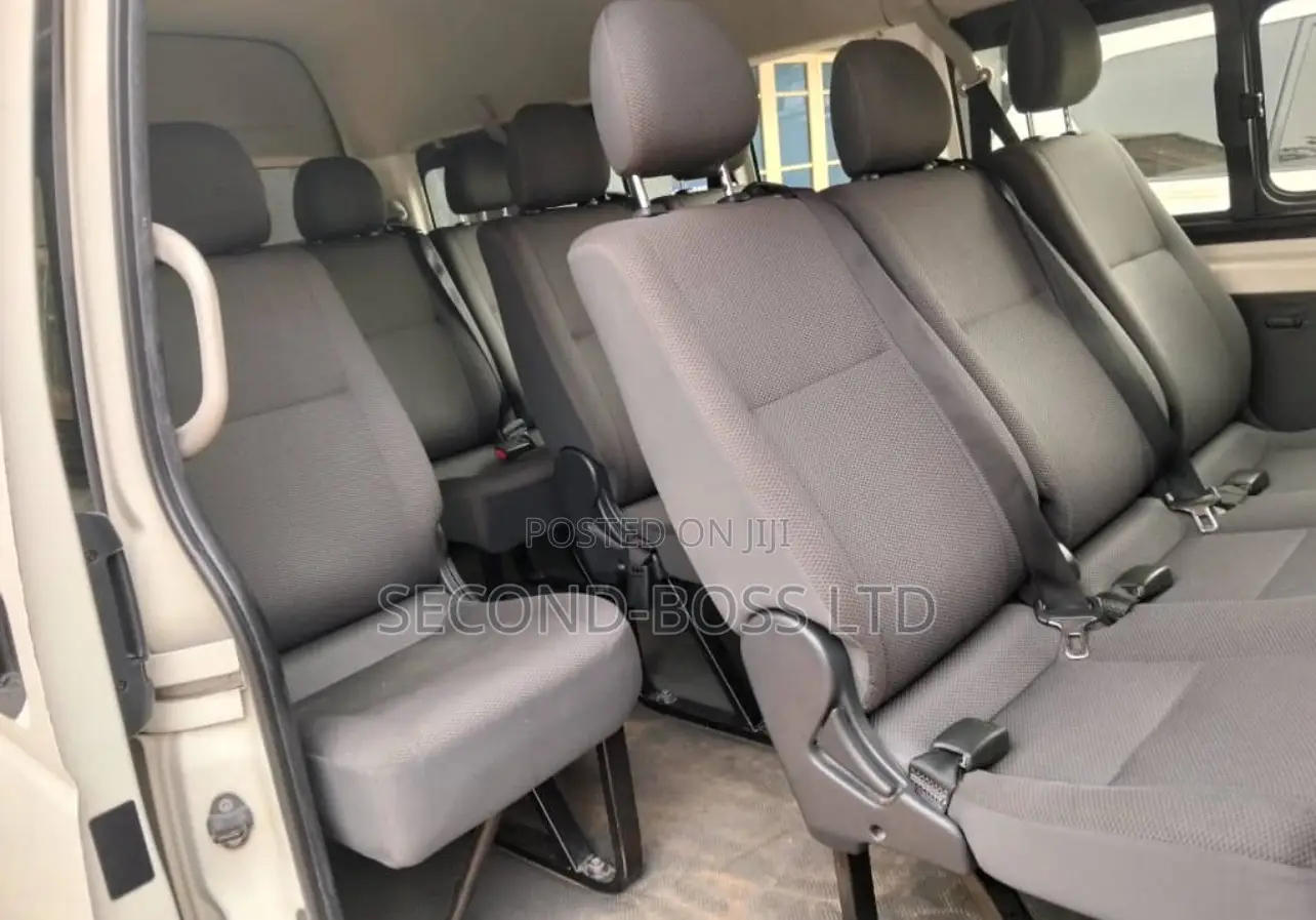 Toyota HiAce 2020 Off white