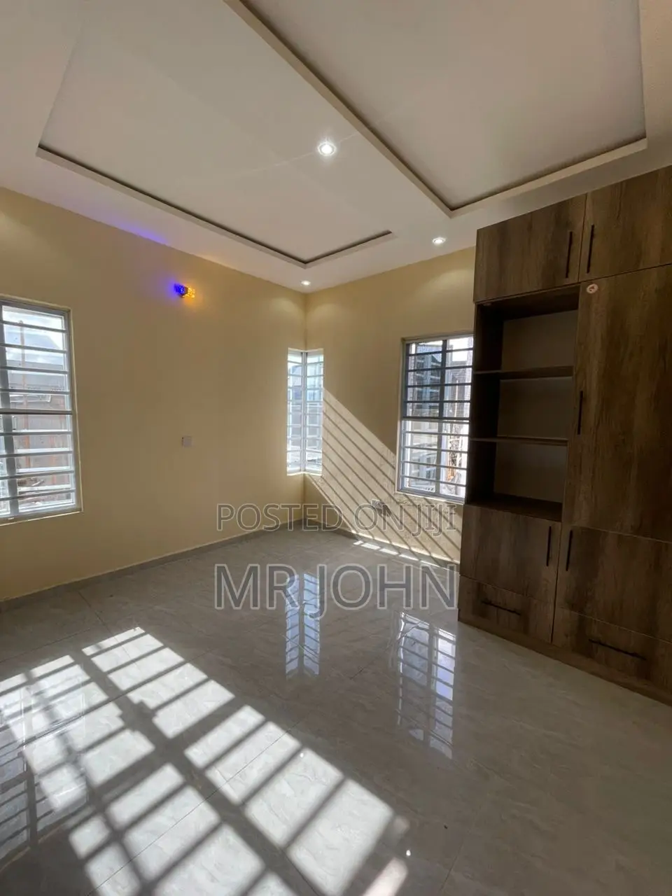 2bdrm Apartment in Harris Drive, VGC / Ajah for rent