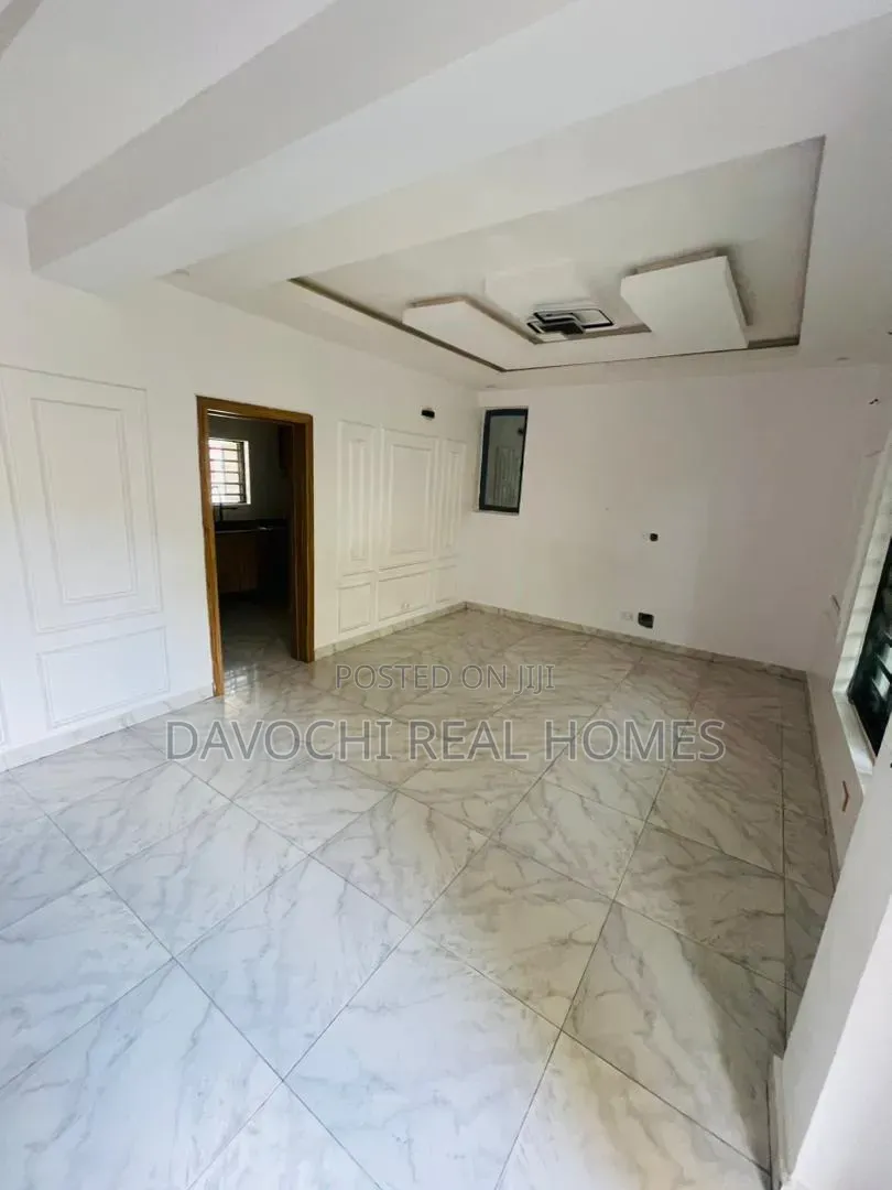 4bdrm Duplex in Sangotedo for rent