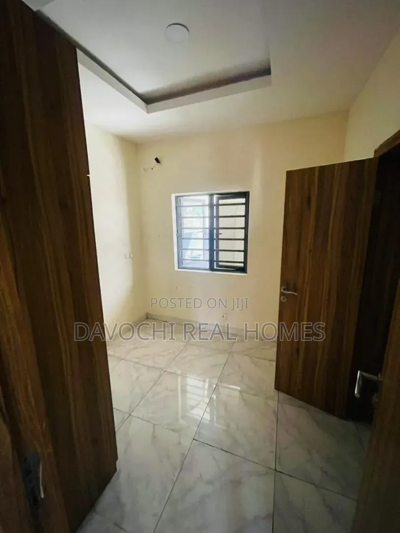 4bdrm Duplex in Sangotedo for rent