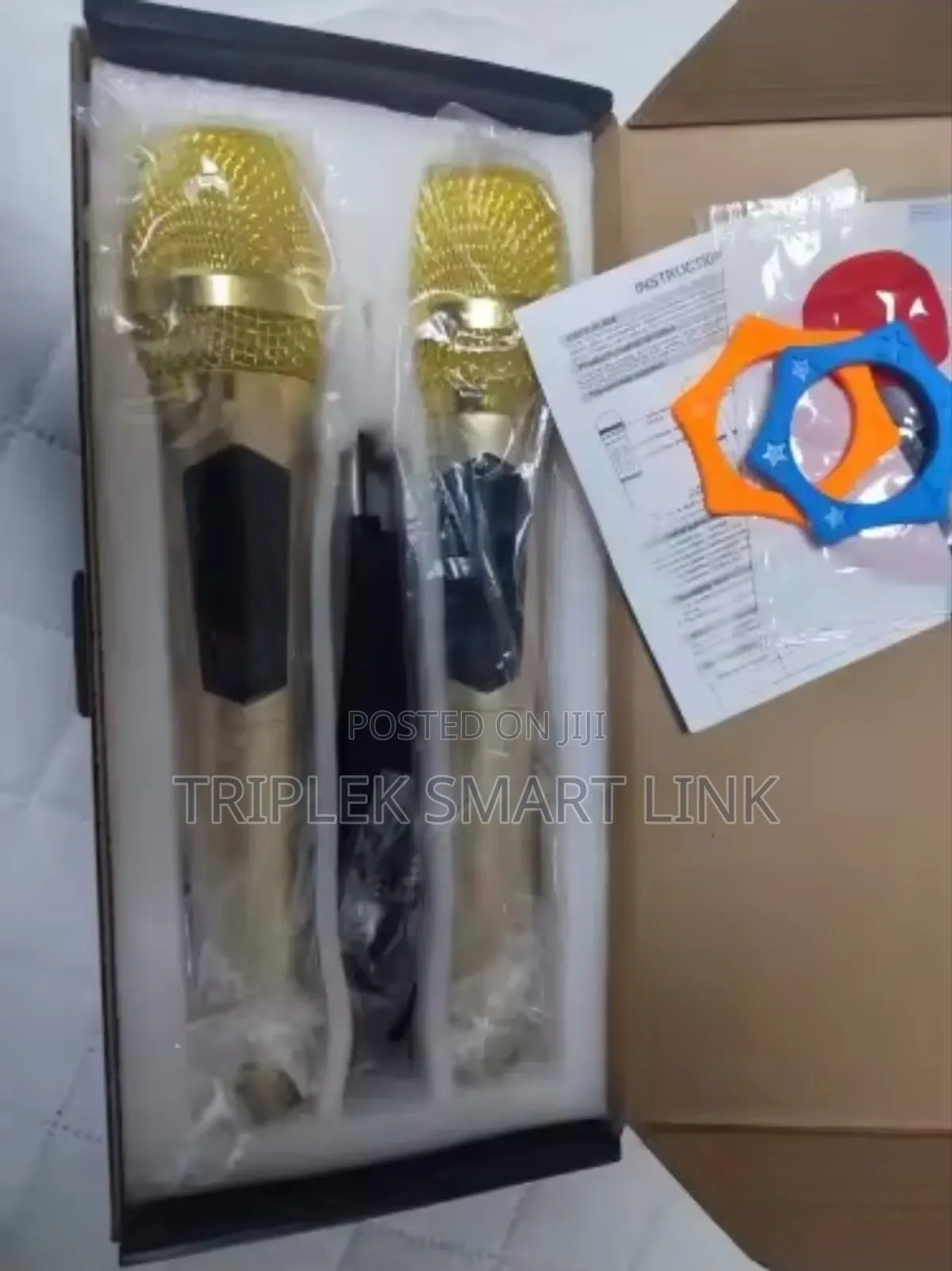 One to Two Wireless Mic Suitable for Speaker Amplifiers, Home Karaoke