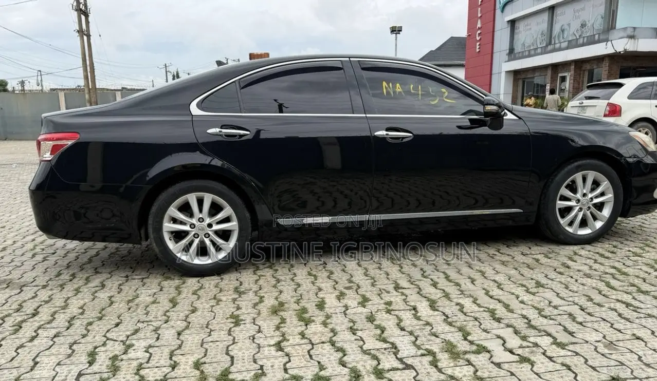 Lexus ES 350 2012 Black