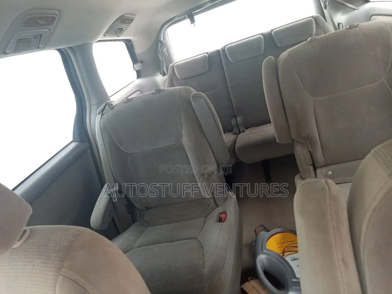 Toyota Sienna CE FWD (3.3L V6 5A) 2004 Gold