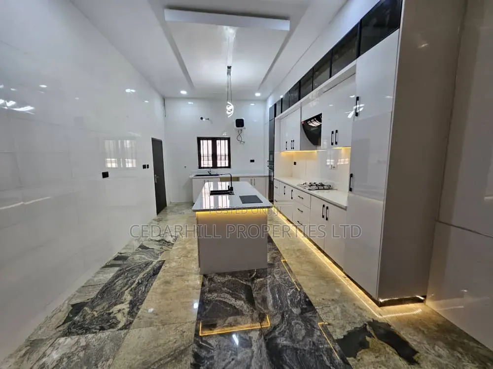 6bdrm Duplex in Efab Metropolis, Karsana for sale