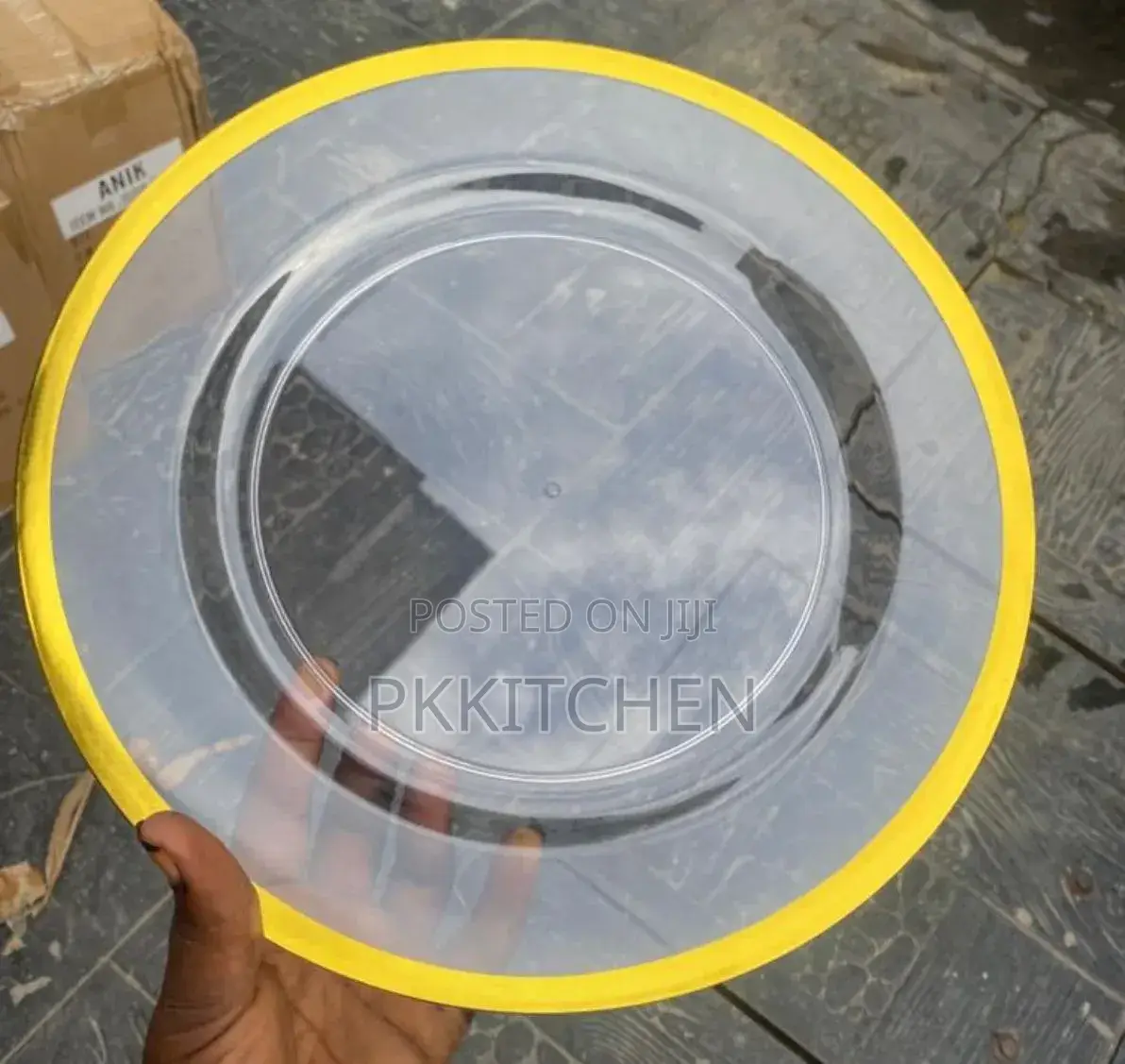 Acrylic Charger Plate