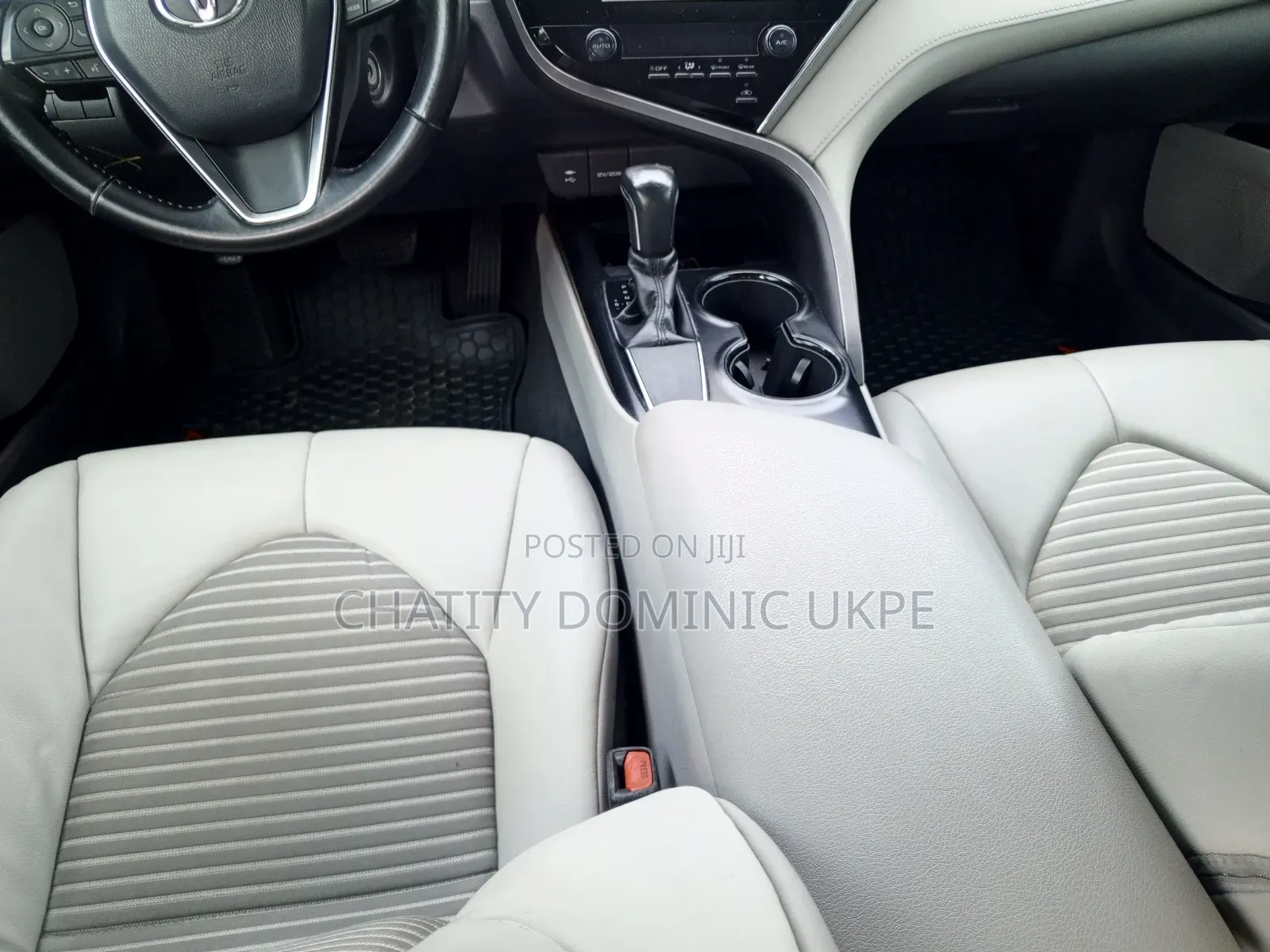 Toyota Camry XSE (2.5L 4cyl 8A) 2019 Gray