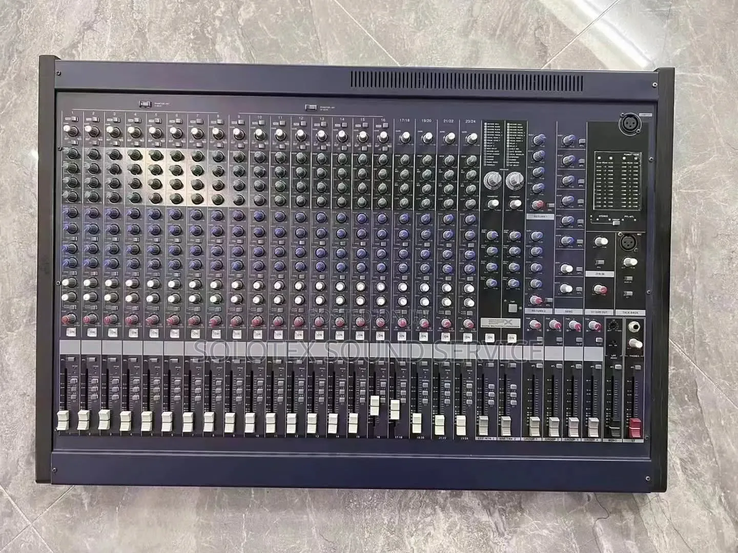 Original Yamaha 24 Channel Flat Mixer