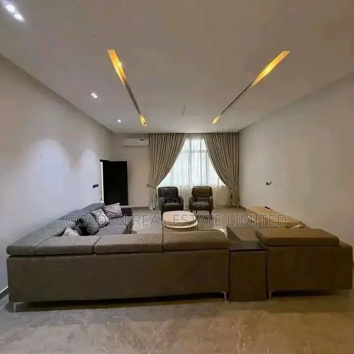 3bdrm Apartment in Guzape District for sale
