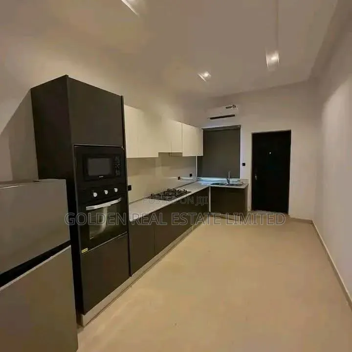 3bdrm Apartment in Guzape District for sale