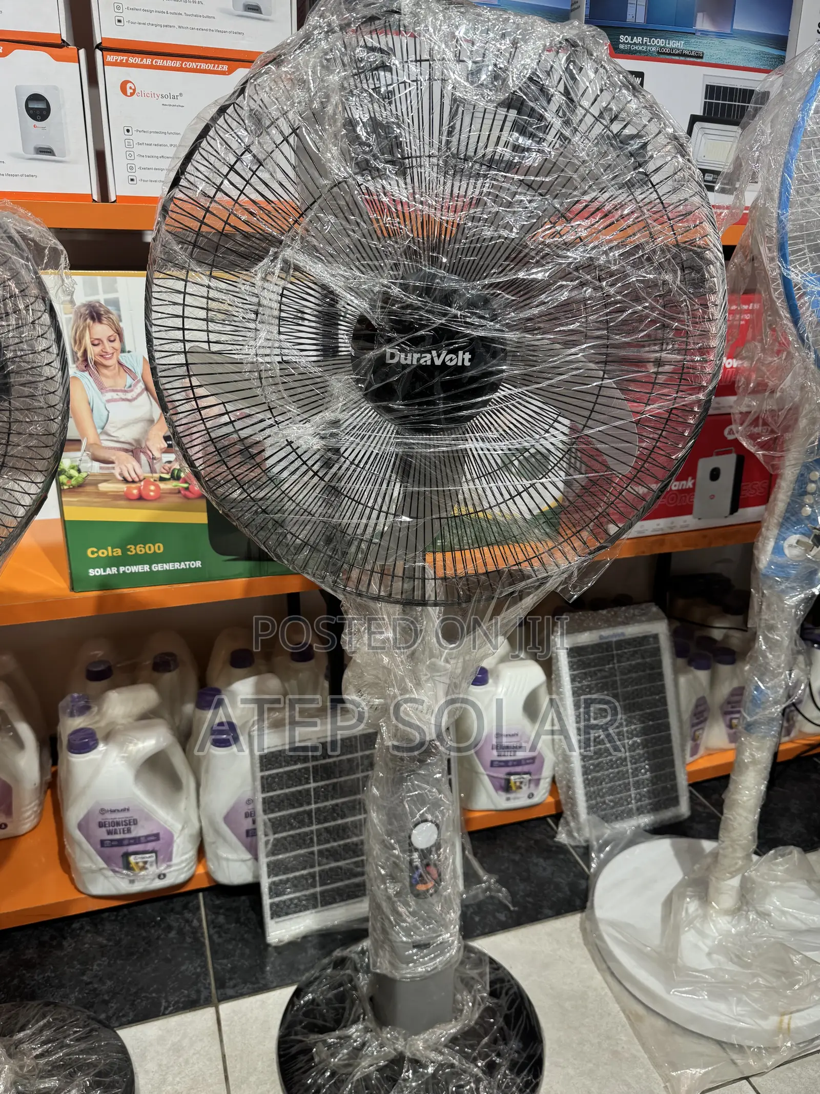 18” Inches Qasa Rechargeable Solar Fan