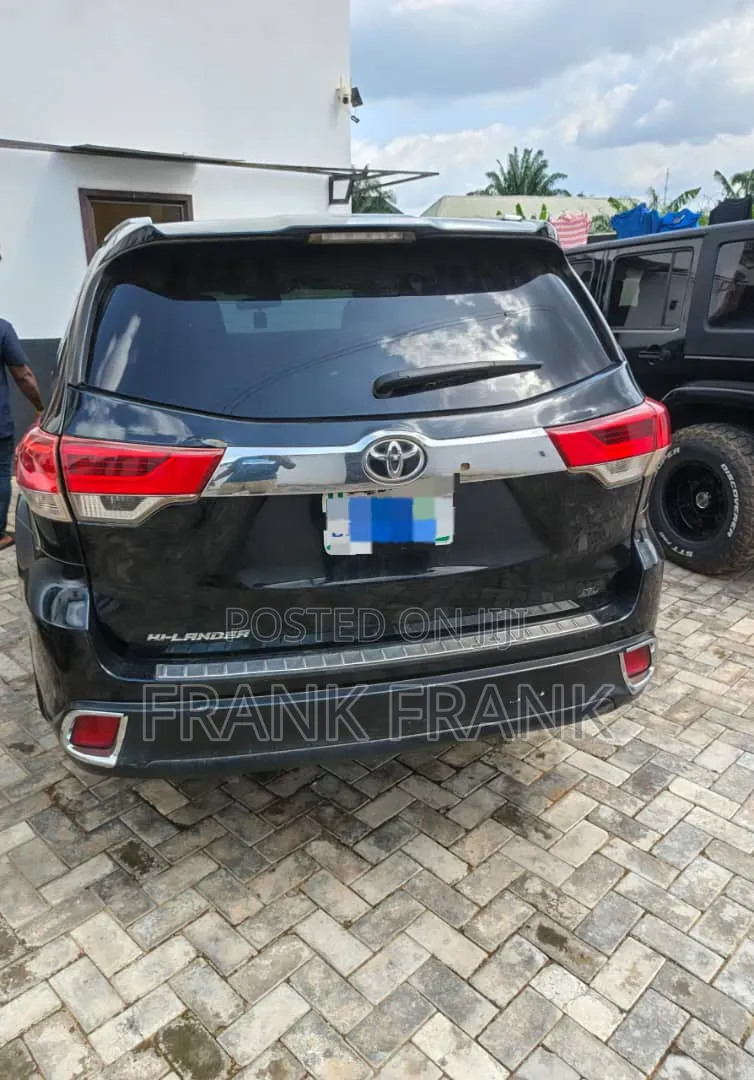 Toyota Highlander 2015 Black